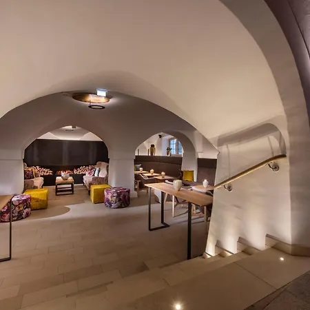 Posthotel Pfunds Hotel