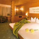 Posthotel 3* فوندس